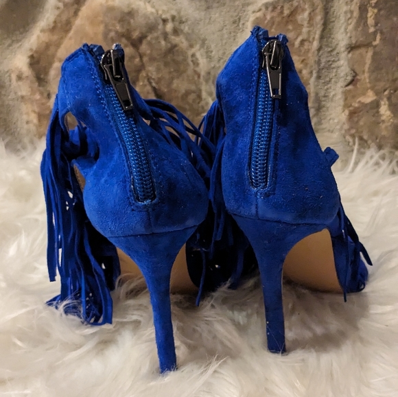 Steve Madden Fringly Blue Velvet Fringe Heel Size 5.5 - Picture 6 of 6